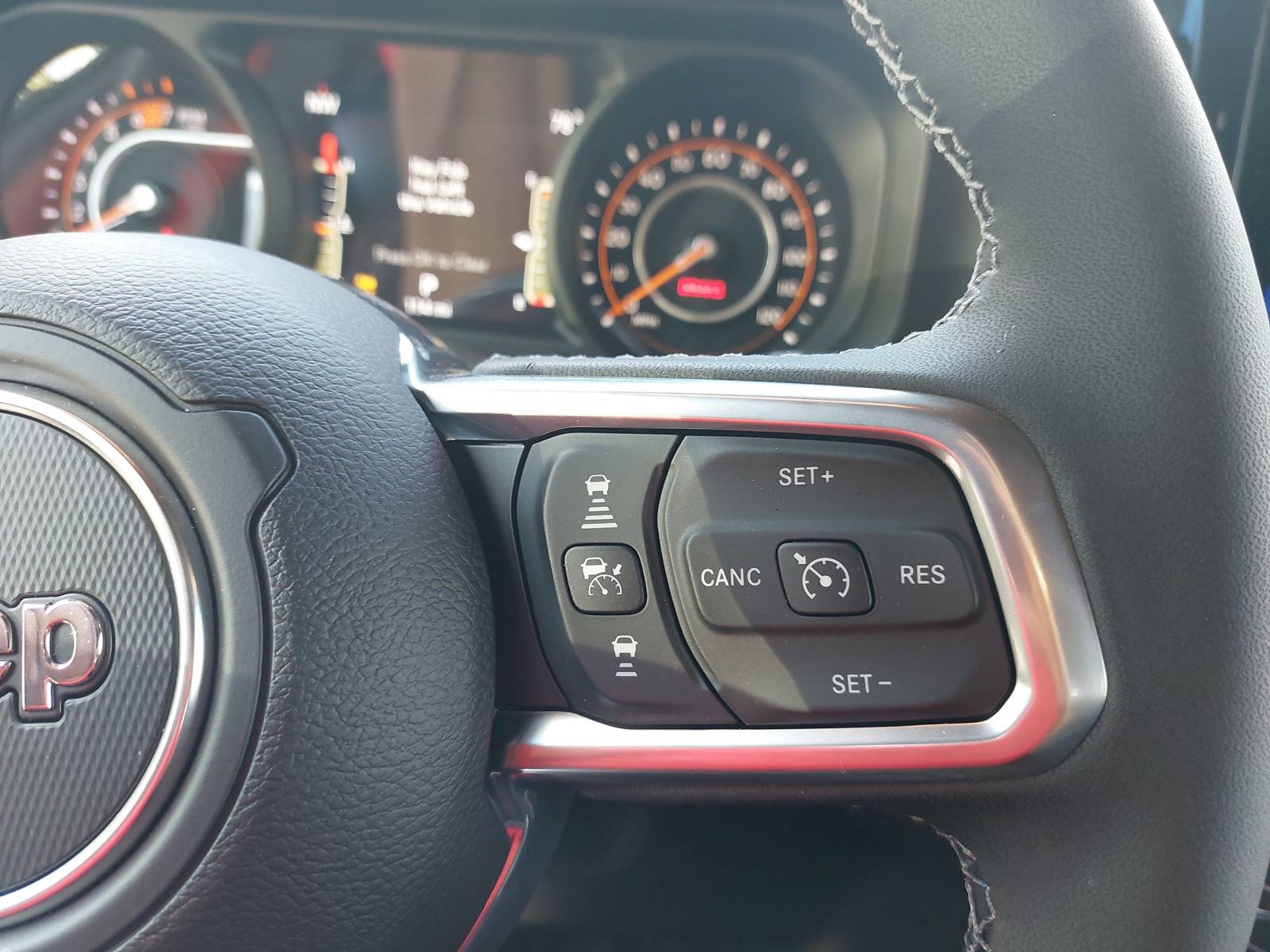 New 2026 Jeep Wrangler Unlimited Sahara AWD/4WD image 18