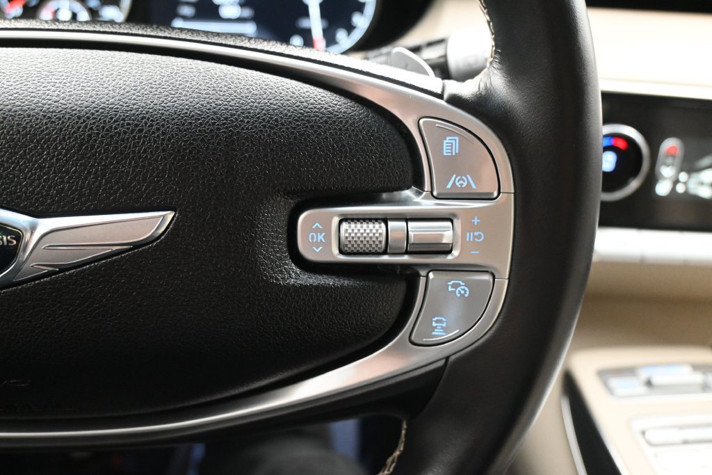 Used 2024 Genesis GV70 2.5T w/ Select Package AWD/4WD image 19