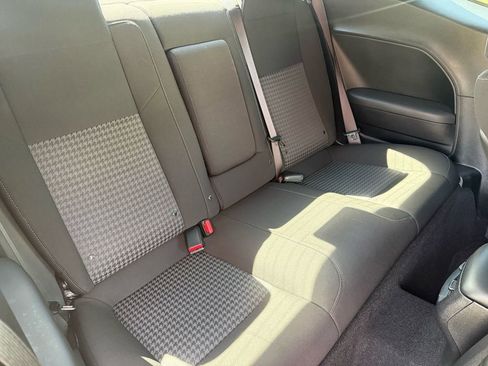 Used 2022 Dodge Challenger R/T image 37