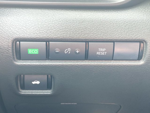 Used 2025 Nissan Sentra S FWD image 17