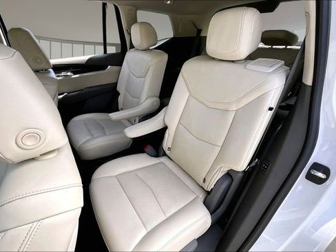 Used 2023 Cadillac XT6 Premium Luxury AWD/4WD image 21