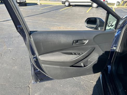Used 2022 Toyota Corolla LE image 28