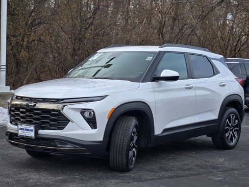 Certified 2024 Chevrolet TrailBlazer ACTIV w/ Driver Confidence Package image 4