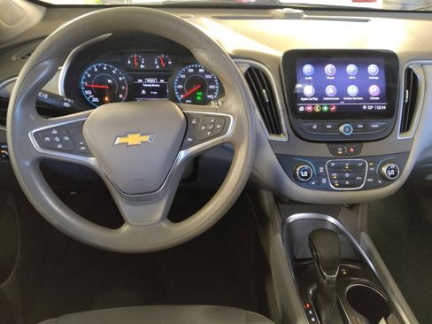 Used 2022 Chevrolet Malibu LT image 22