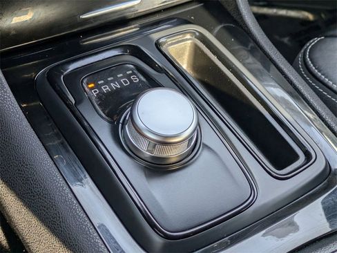 Used 2023 Chrysler 300 S image 18