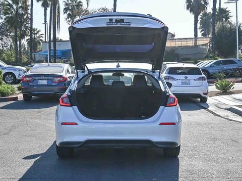 Used 2022 Honda Civic EX-L image 9