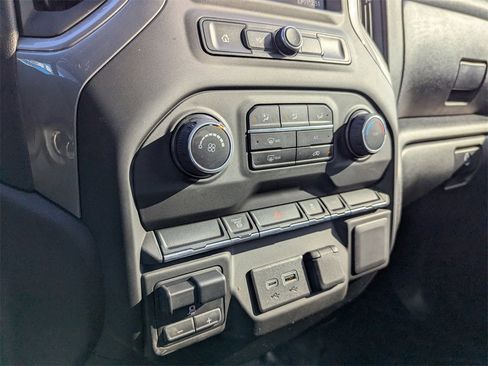 Certified 2023 Chevrolet Silverado 3500 W/T image 23