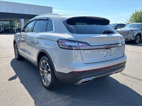 Used 2022 Lincoln Nautilus Reserve AWD/4WD image 4