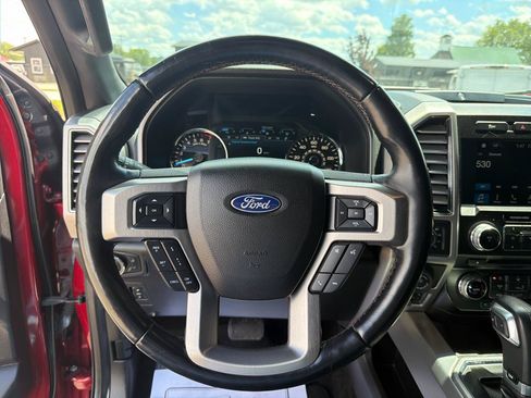 Used 2018 Ford F150 Platinum w/ Equipment Group 701A Luxury AWD/4WD image 10