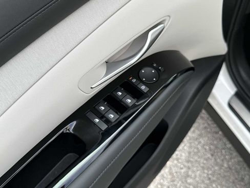 New 2026 Hyundai Tucson Limited image 15