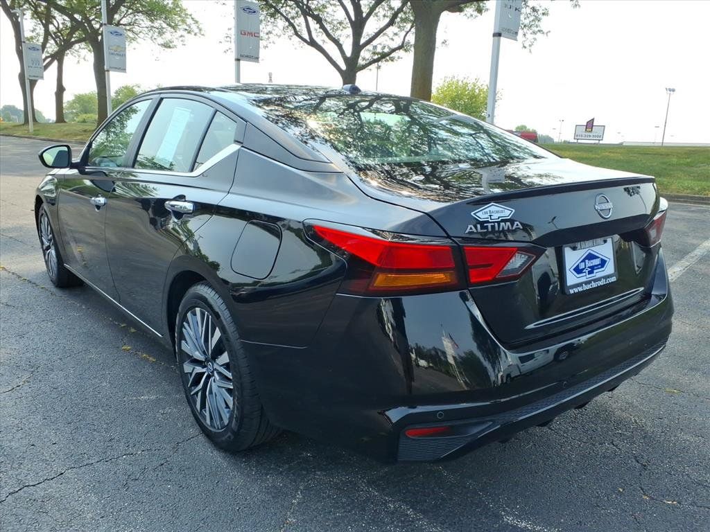 Used 2025 Nissan Altima 2.5 SV FWD image 5