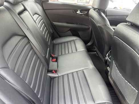 Used 2023 Kia Forte GT-Line w/ GT-Line Premium Package FWD image 10