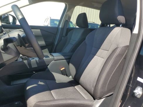Used 2025 Nissan Rogue SV FWD image 23