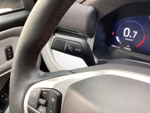 Used 2025 Ford Explorer Active w/ Active Comfort Package image 51