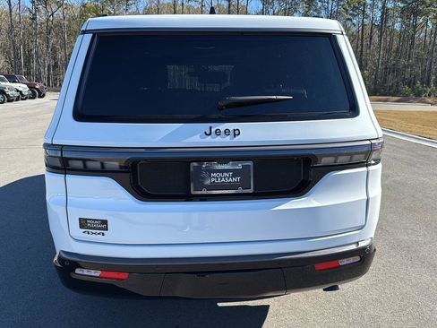 New 2026 Jeep Grand Wagoneer Limited w/ Premium Group II AWD/4WD image 7