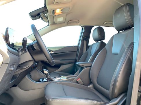 Used 2025 Buick Encore GX Preferred image 25