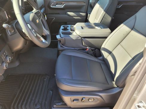 New 2026 Chevrolet Silverado 1500 LT w/ Leather Package image 14