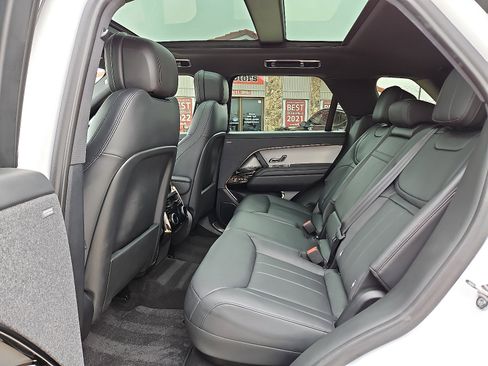 Used 2024 Land Rover Range Rover Sport Dynamic SE image 7