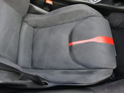 Used 2019 McLaren 570S Spider image 29