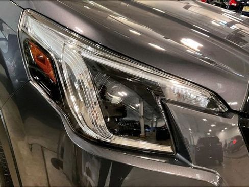 Used 2023 Subaru Forester image 28