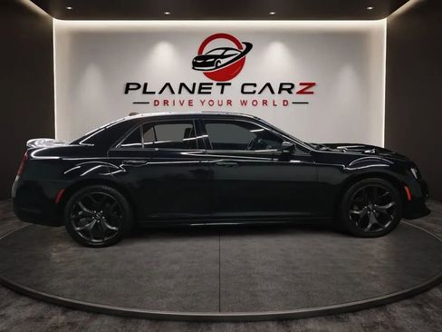 Used 2021 Chrysler 300 S w/ Popular Equipment Group RWD image 6