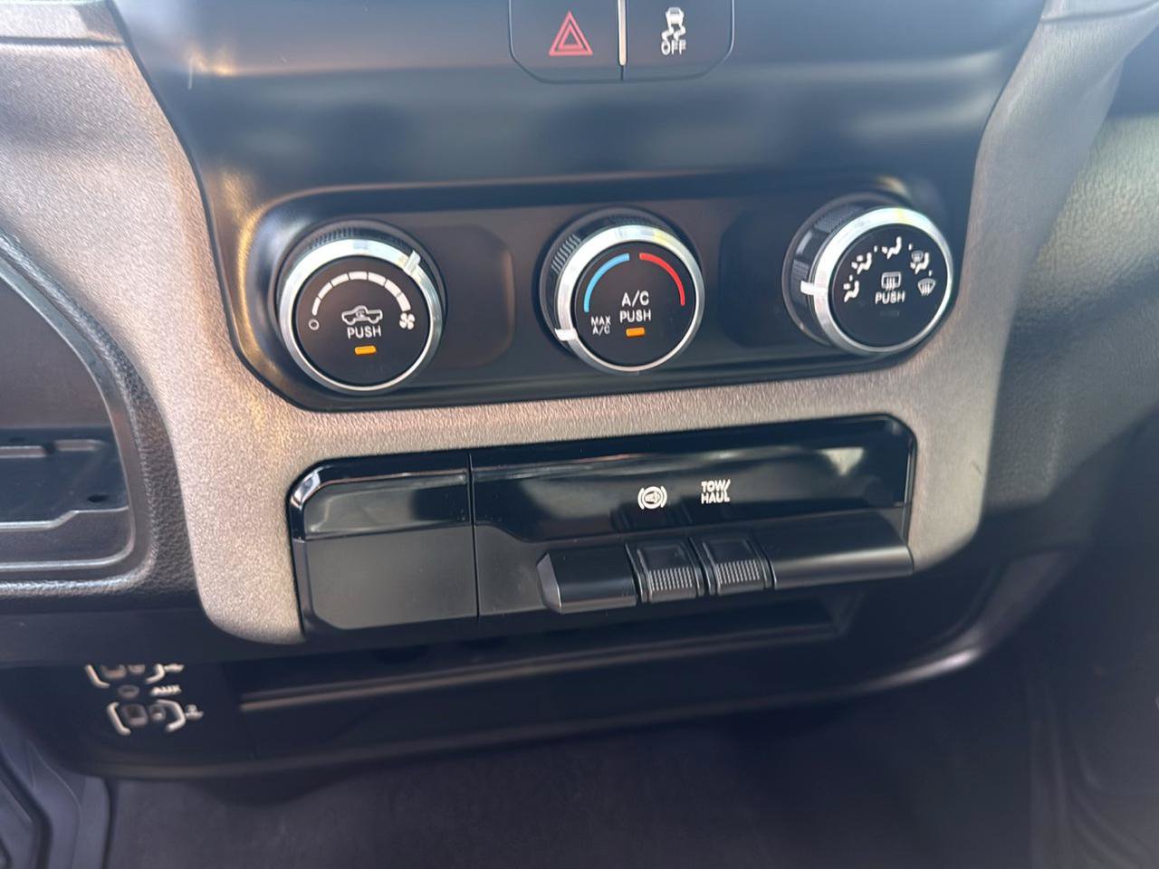 Used 2022 RAM 3500 Tradesman AWD/4WD image 21