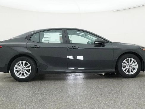 New 2026 Toyota Camry LE image 25