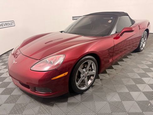 Used 2007 Chevrolet Corvette Convertible w/ Preferred Equipment Group RWD image 3