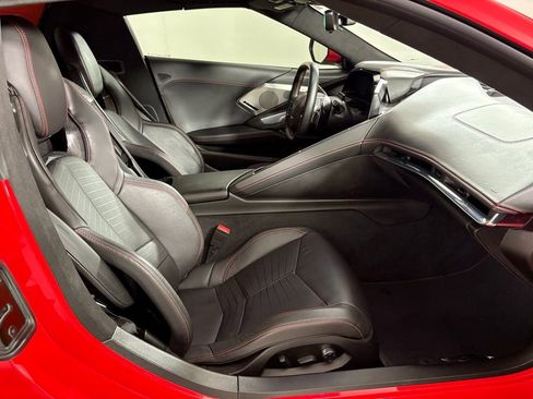 Used 2020 Chevrolet Corvette Stingray Premium Conv w/ 3LT Preferred Equipment Group image 40