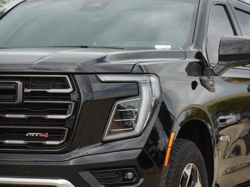 Used 2025 GMC Yukon AT4 Ultimate w/ LPO, Floor Liner Package AWD/4WD image 4