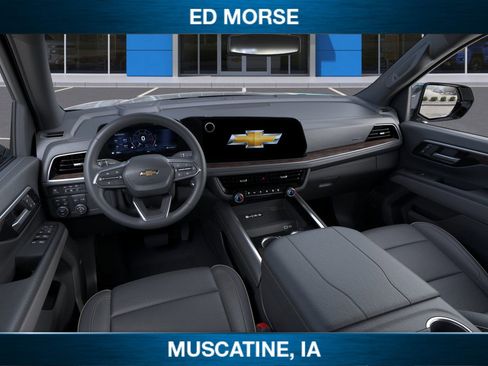 New 2025 Chevrolet Suburban Premier image 15