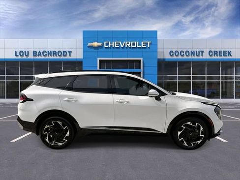 Used 2023 Kia Sportage SX FWD image 9