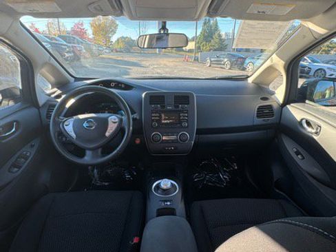 Used 2015 Nissan Leaf S w/ Charge Package image 9