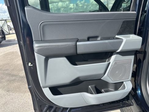 New 2025 Ford F150 Lightning Flash AWD/4WD image 34