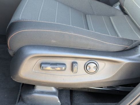 Certified 2025 Honda CR-V Sport image 11