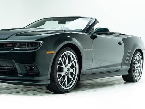 Used 2015 Chevrolet Camaro SS w/ Green Flash Special Edition RWD image 9