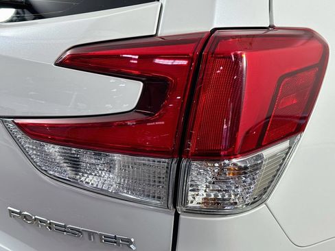 Used 2021 Subaru Forester AWD/4WD image 30