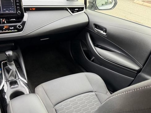 Used 2019 Toyota Corolla SE FWD image 20