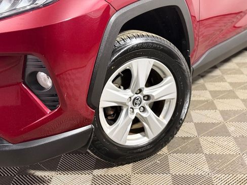 Used 2020 Toyota RAV4 XLE w/ Convenience Package AWD/4WD image 2