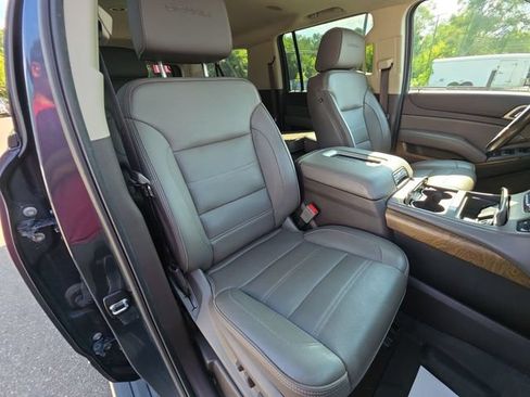 Used 2020 GMC Yukon XL Denali w/ Denali Ultimate Package AWD/4WD image 26