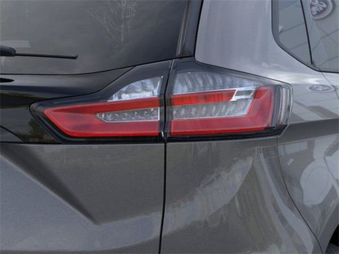 New 2024 Ford Edge SE image 21