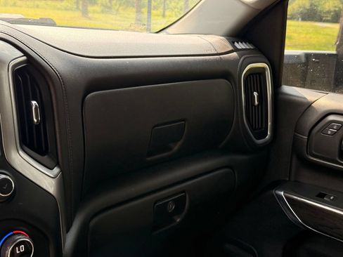 Used 2021 Chevrolet Silverado 2500 LTZ w/ LTZ Plus Package AWD/4WD image 18
