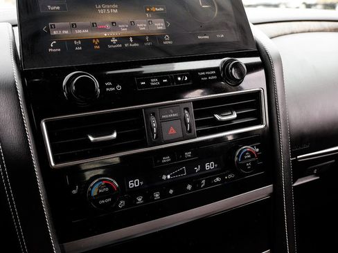 Used 2022 INFINITI QX80 Premium Select w/ Cargo Package image 25