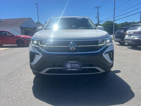 Certified 2023 Volkswagen Taos SEL AWD/4WD image 2