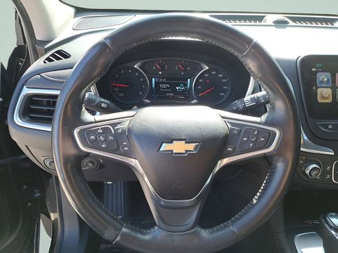 Used 2018 Chevrolet Equinox Premier image 18