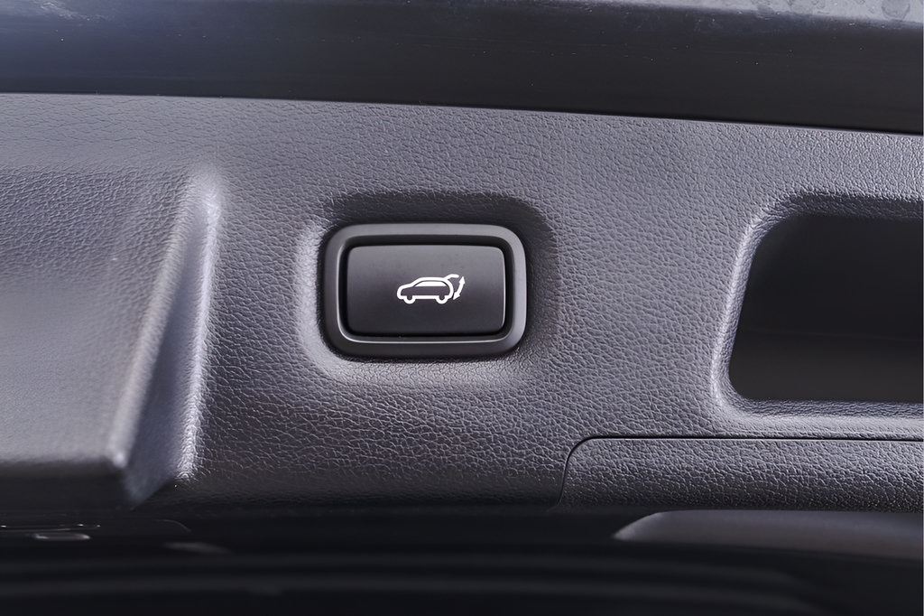 Used 2023 Hyundai Santa Fe Limited AWD/4WD image 45