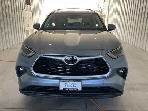 Used 2022 Toyota Highlander XLE image 28