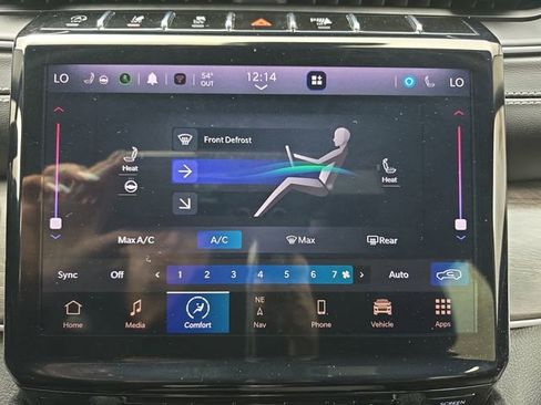 Used 2023 Jeep Grand Cherokee Limited AWD/4WD image 31