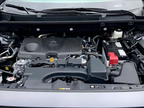 Used 2025 Toyota RAV4 Limited FWD image 32