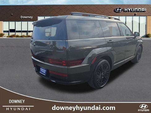 Used 2026 Hyundai Santa Fe Calligraphy AWD/4WD image 5